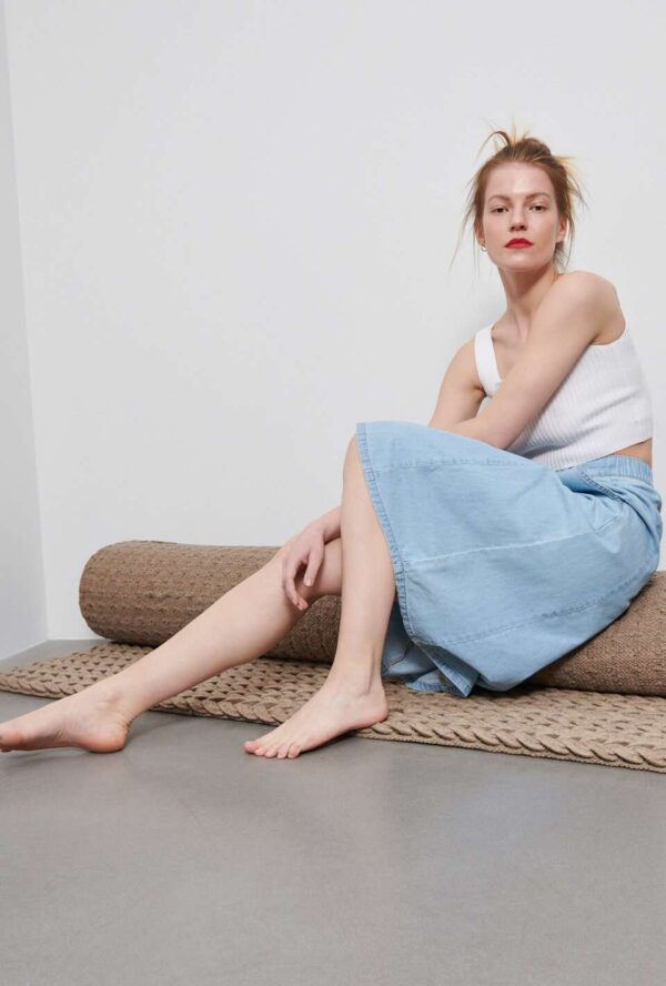 Skirt Solid Color High Waist - Image 3
